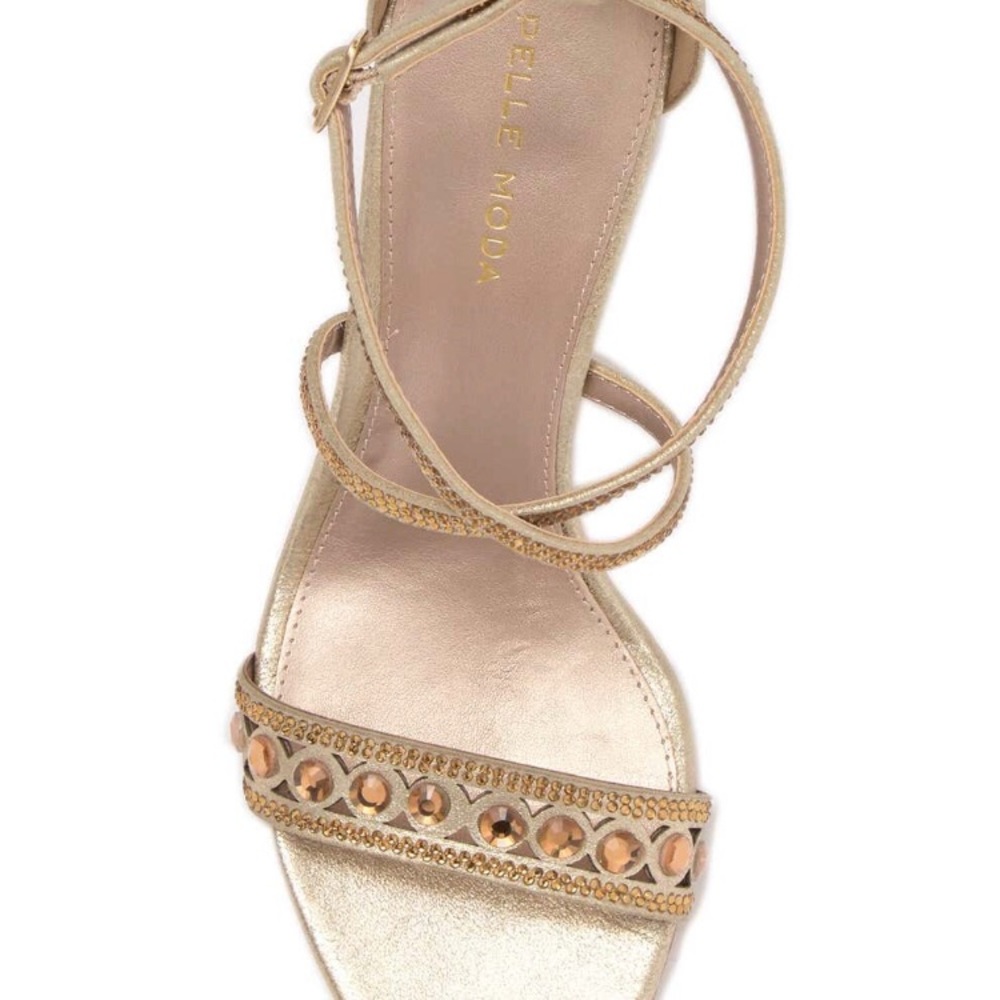 Shoe - Picture 4 of 4